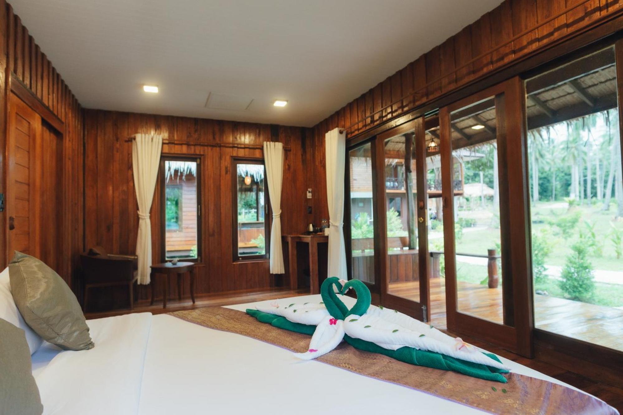 Coco Canopy Boutique Resort Koh Jum Exterior foto