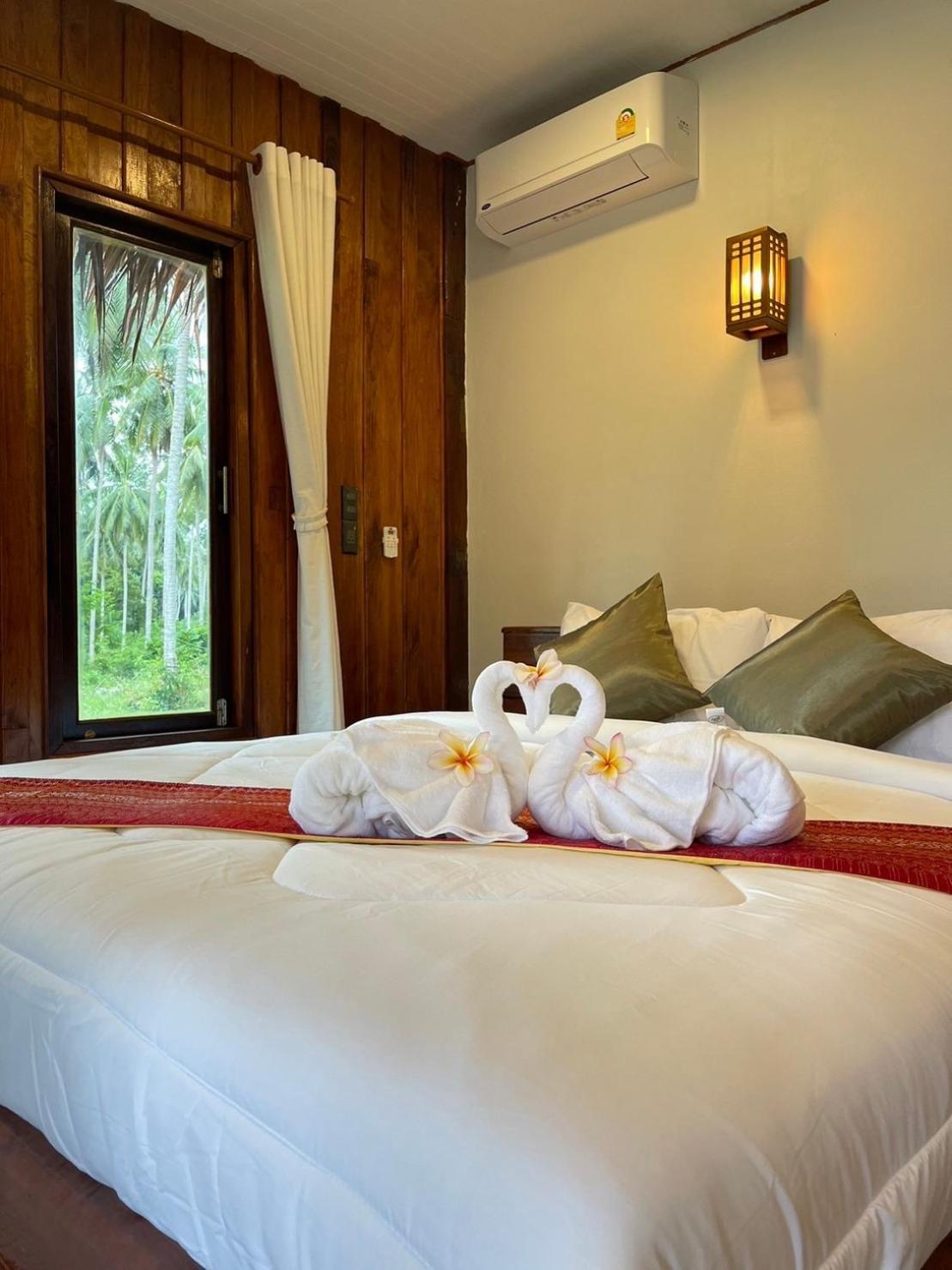 Coco Canopy Boutique Resort Koh Jum Exterior foto