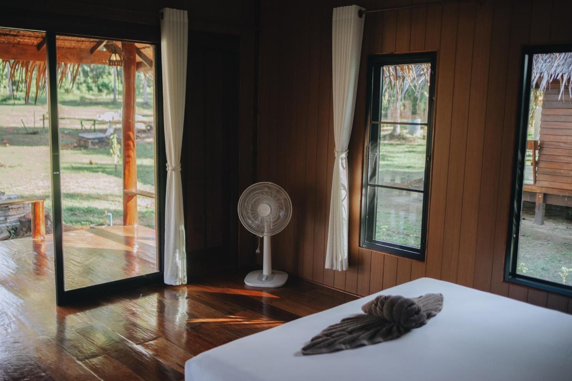Coco Canopy Boutique Resort Koh Jum Exterior foto